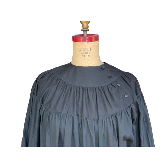 Gerard Martin Womens Blouse Black Tiered Pleated Long Sleeves Crew Neck S NWT - Picture 2 of 8